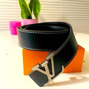 LOUIS VUITTON BELT